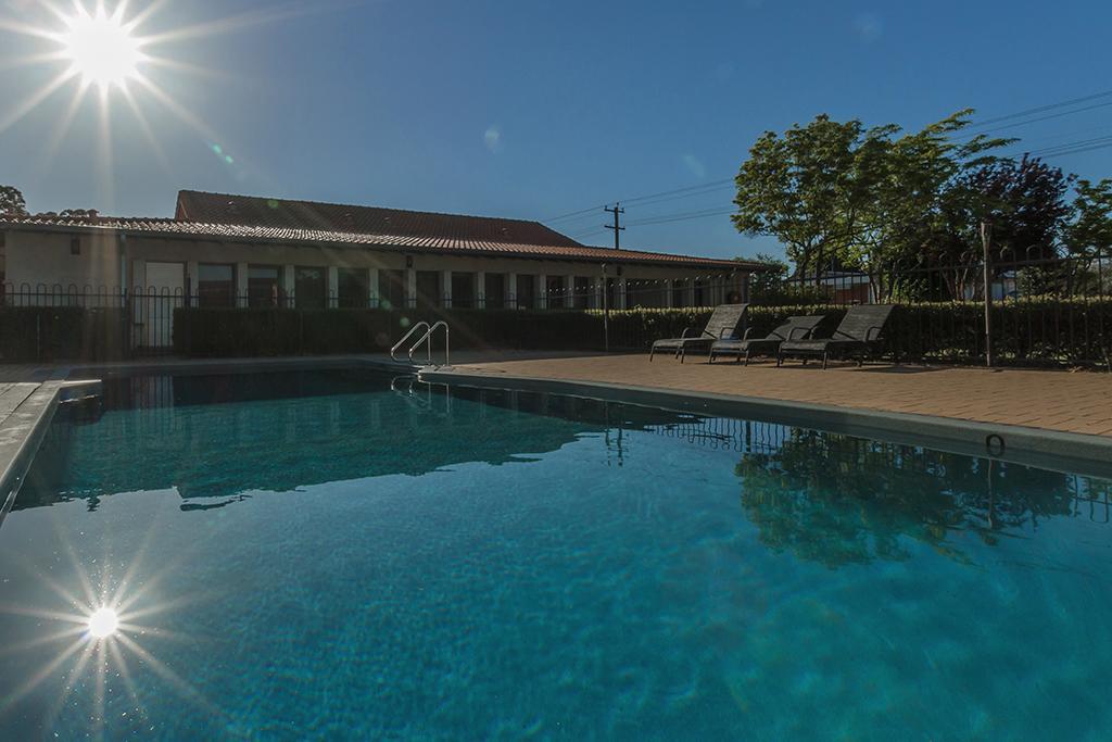 Banksia Motel Collie Exterior photo