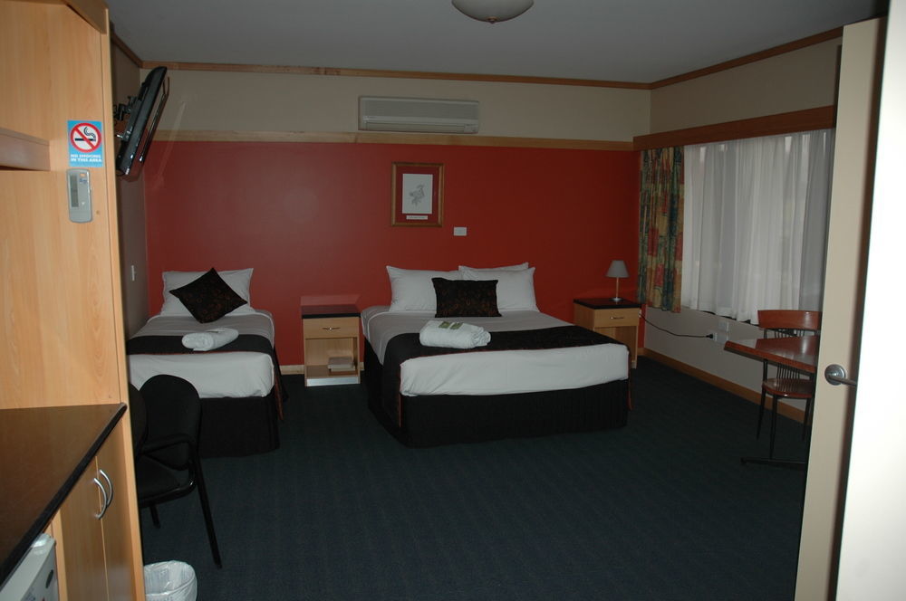 Banksia Motel Collie Exterior photo